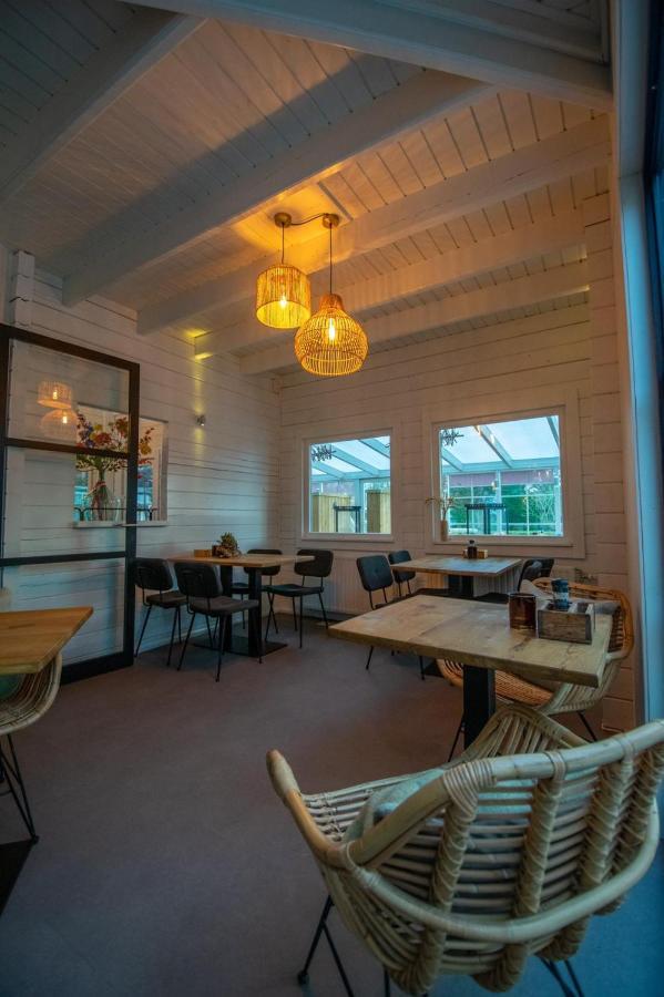Strandhotel Dennenbos Oostkapelle Esterno foto