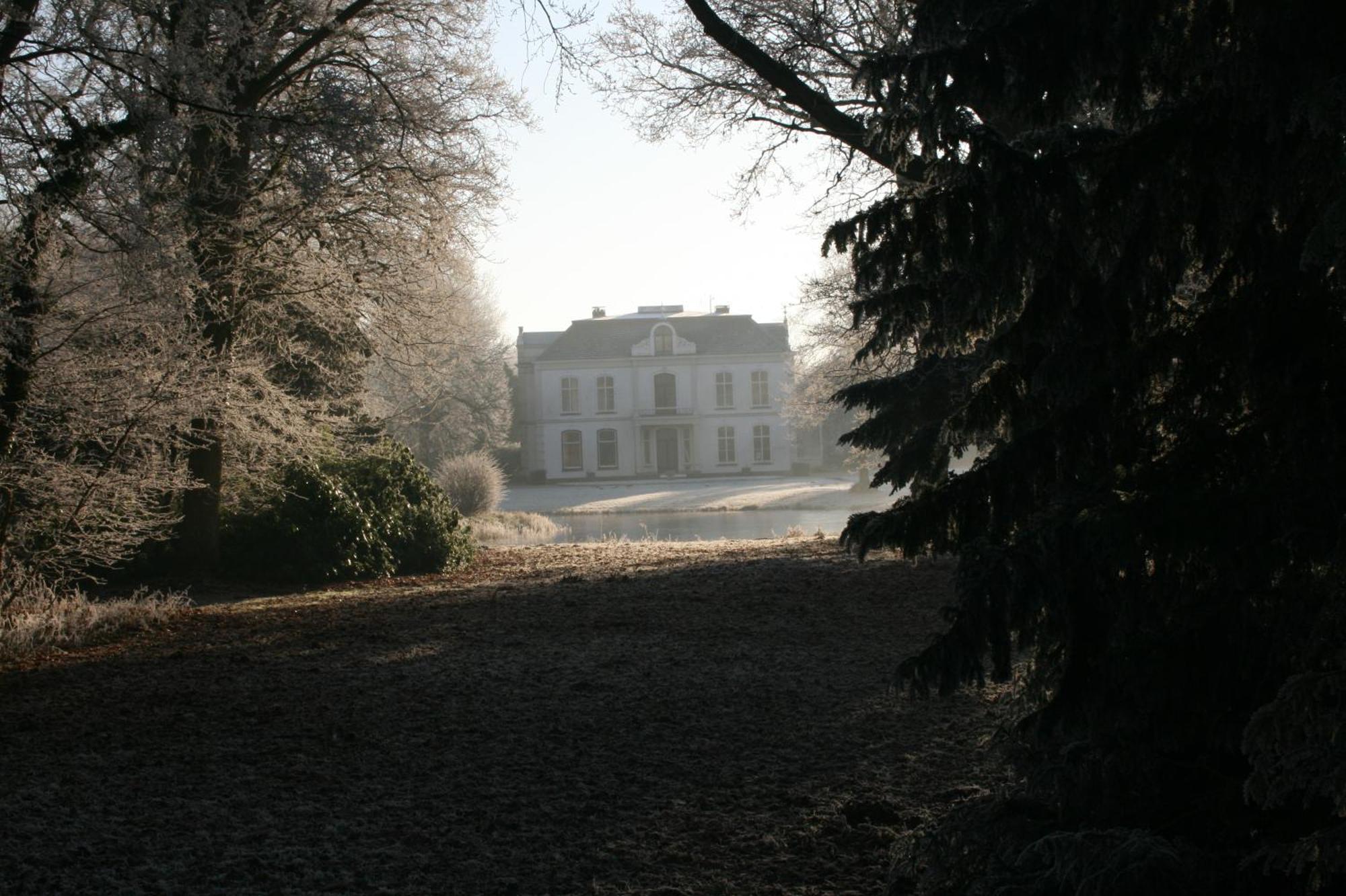 Strandhotel Dennenbos Oostkapelle Esterno foto