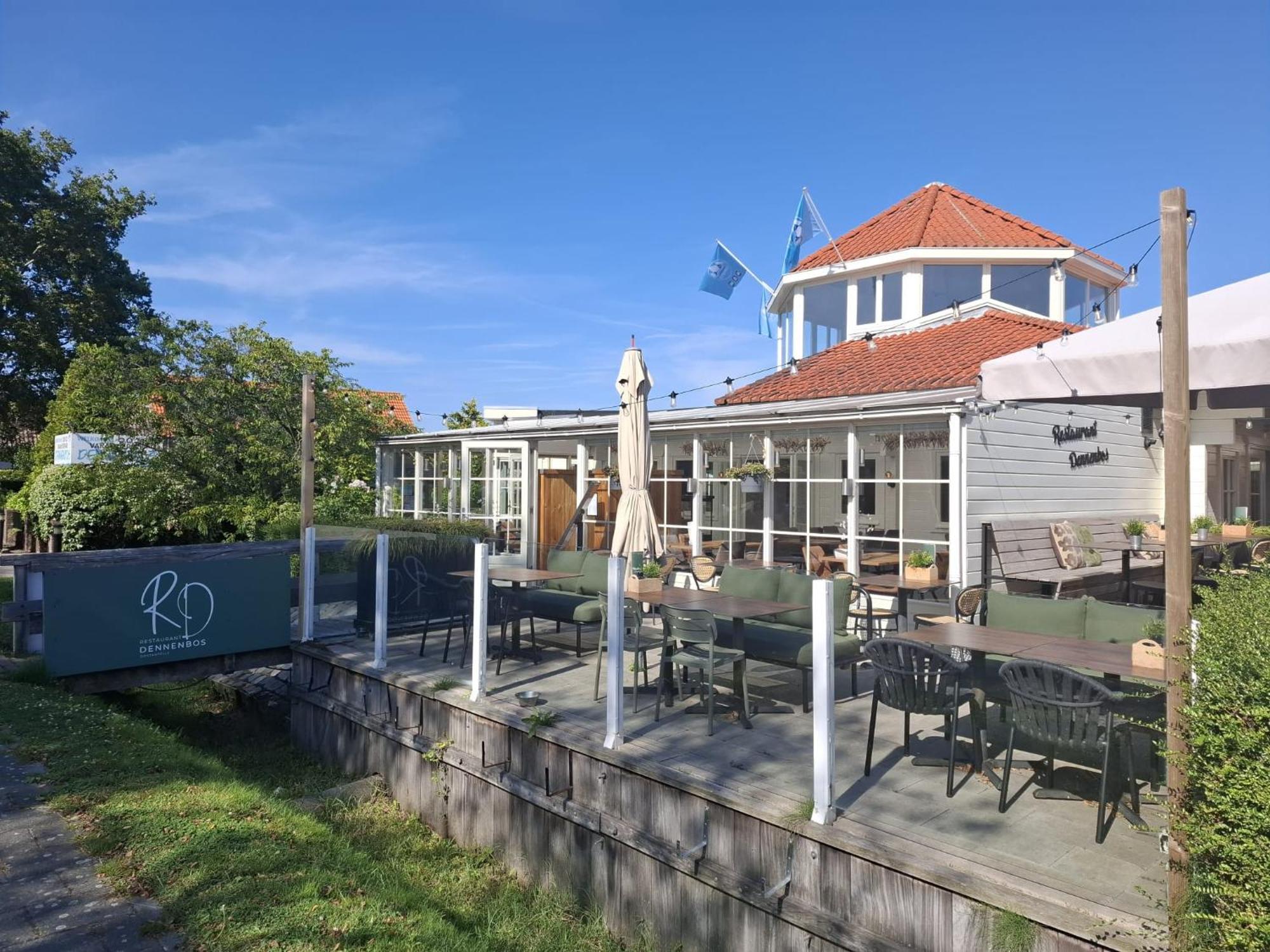 Strandhotel Dennenbos Oostkapelle Esterno foto