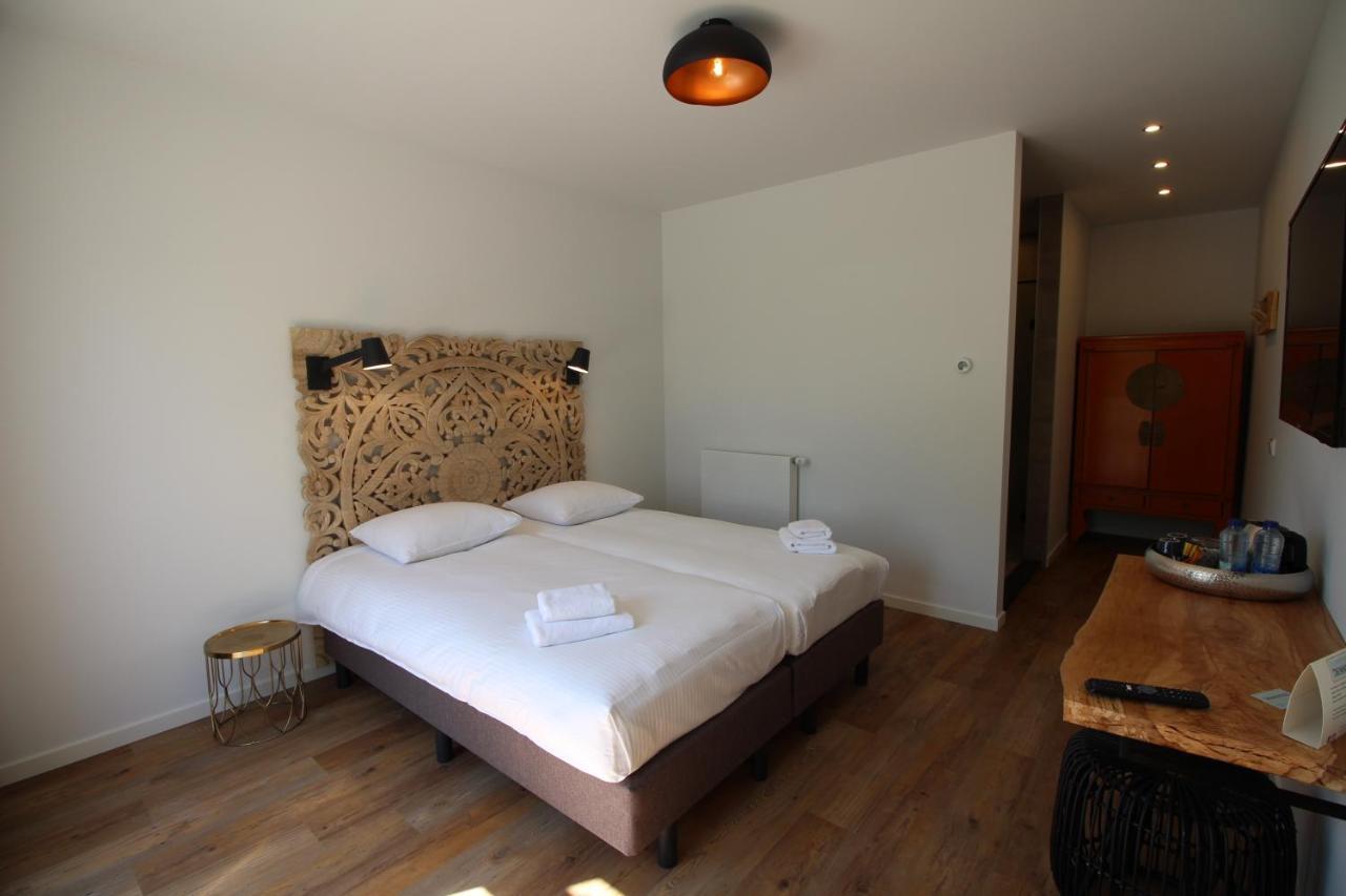 Strandhotel Dennenbos Oostkapelle Esterno foto
